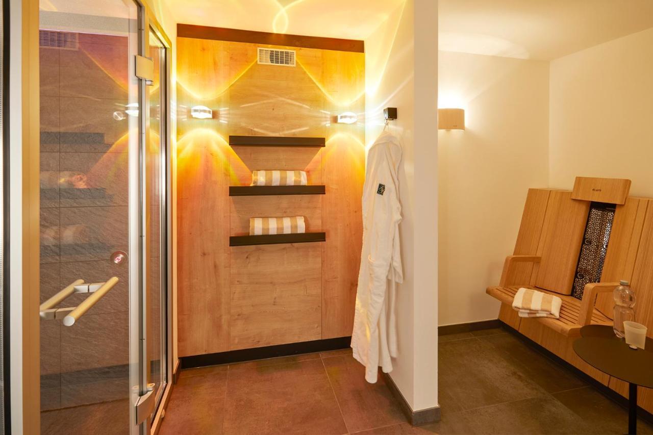 Erfurths Bergfried Ferien & Wellnesshotel ヒンターツァルテン エクステリア 写真