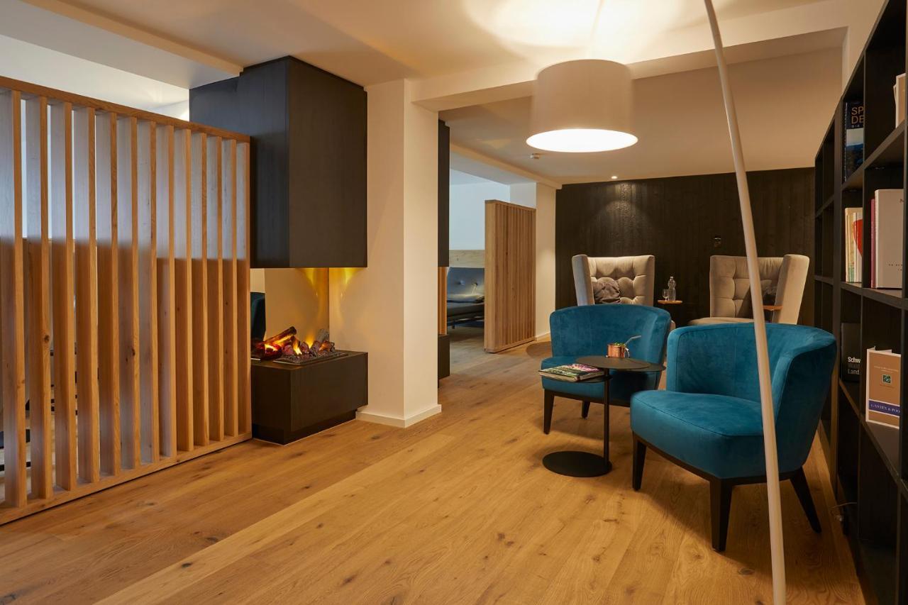 Erfurths Bergfried Ferien & Wellnesshotel ヒンターツァルテン エクステリア 写真