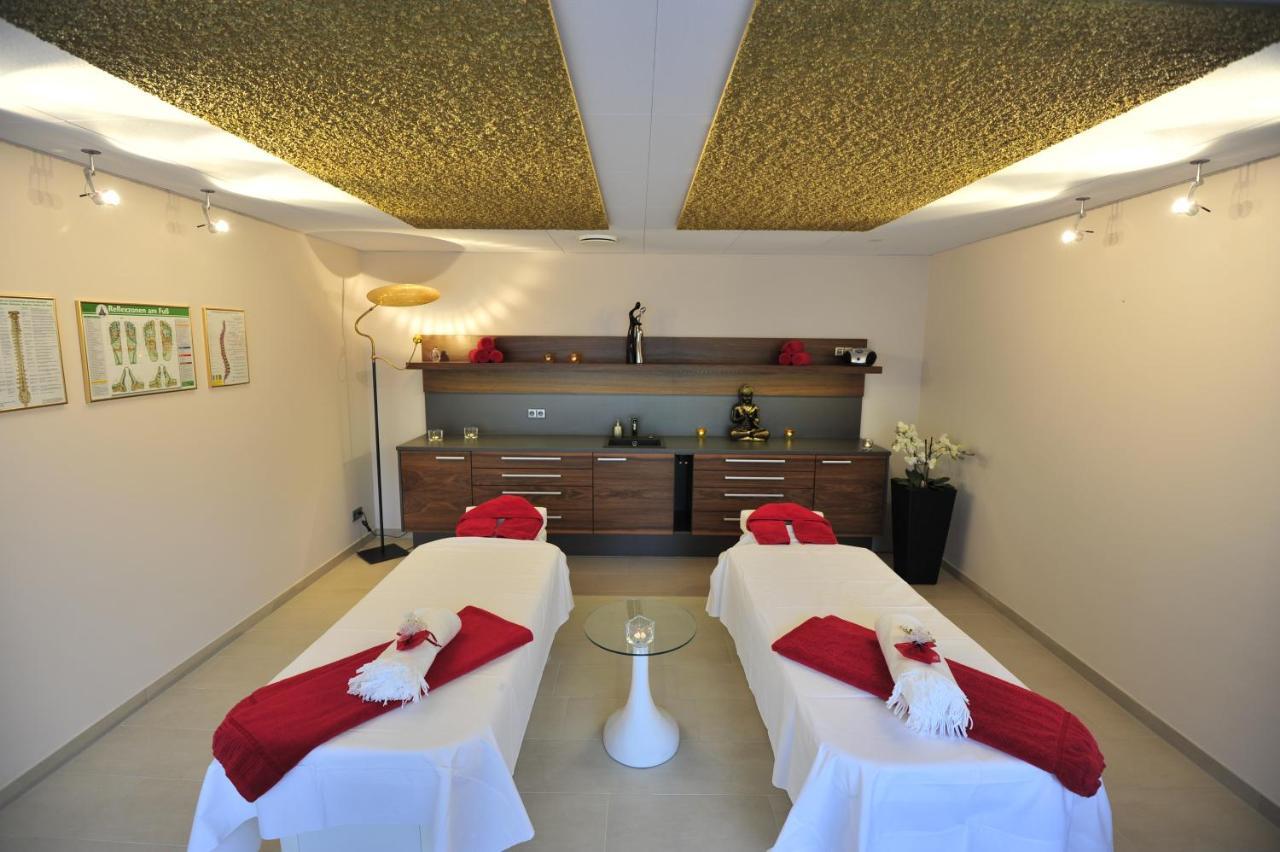 Erfurths Bergfried Ferien & Wellnesshotel ヒンターツァルテン エクステリア 写真